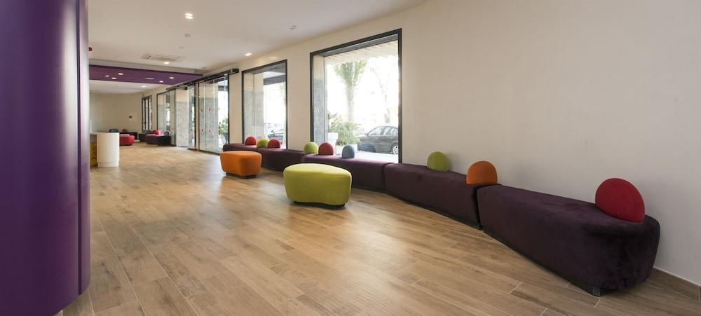 סאלו California Apartments מראה חיצוני תמונה