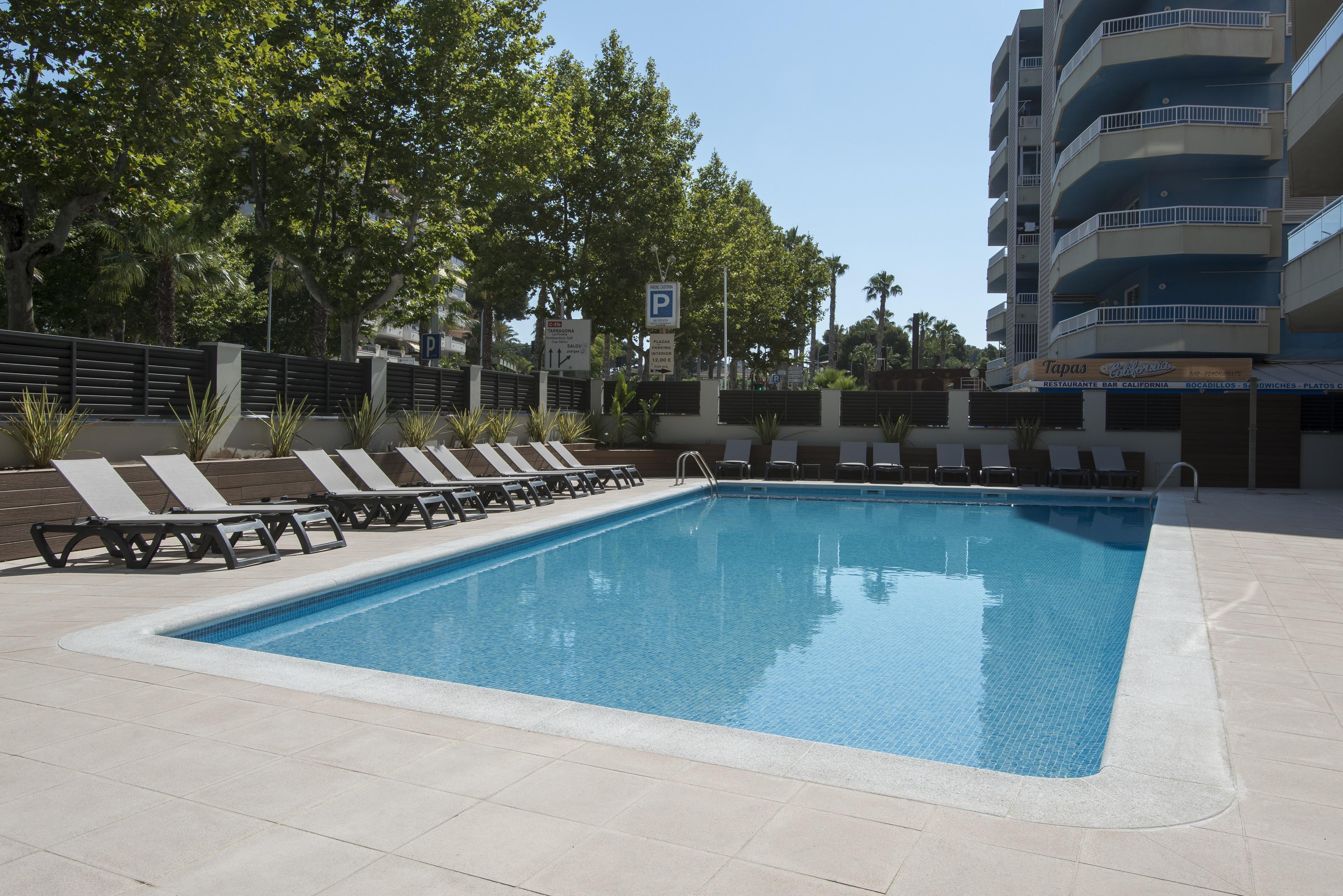 סאלו California Apartments מראה חיצוני תמונה