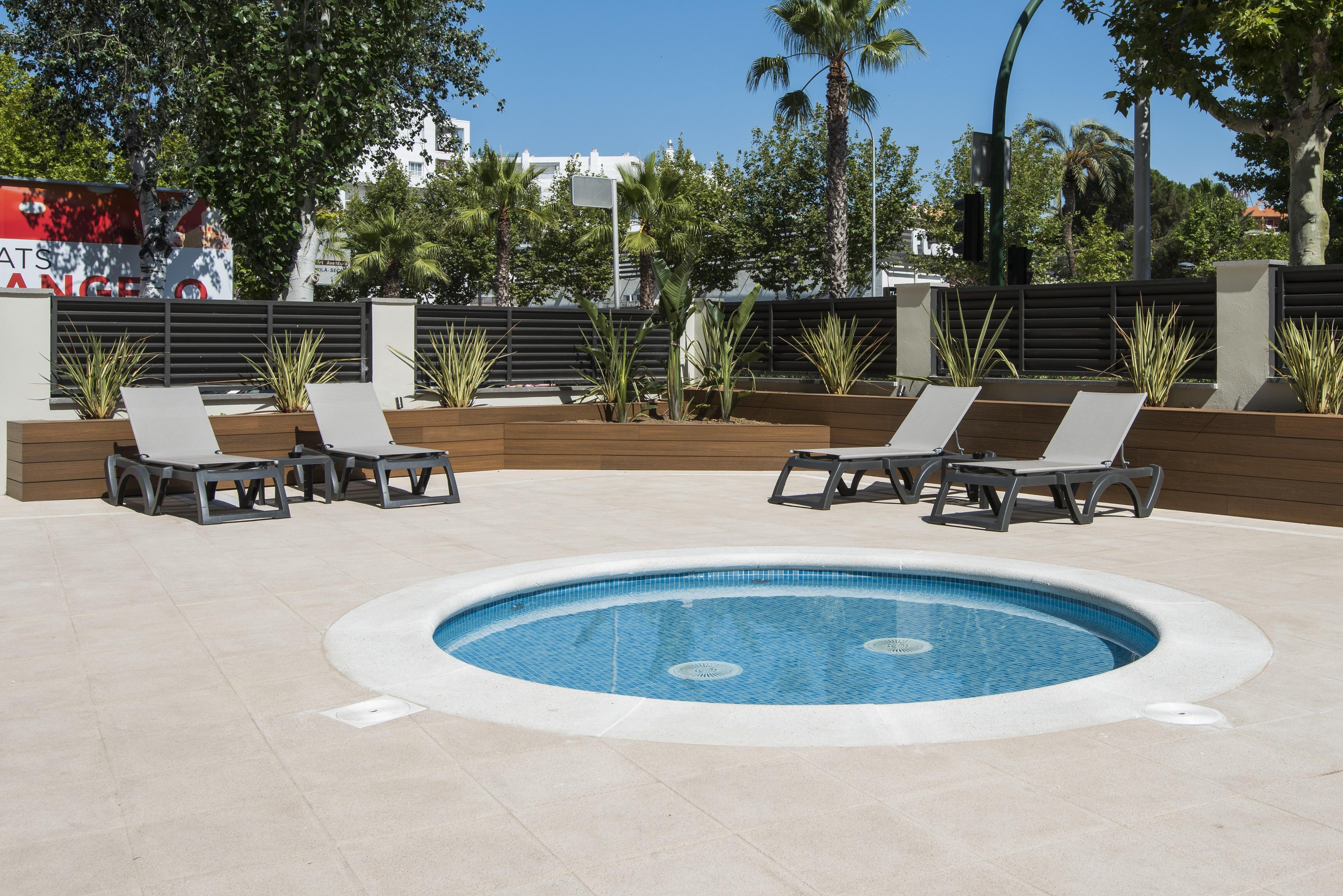 סאלו California Apartments מראה חיצוני תמונה