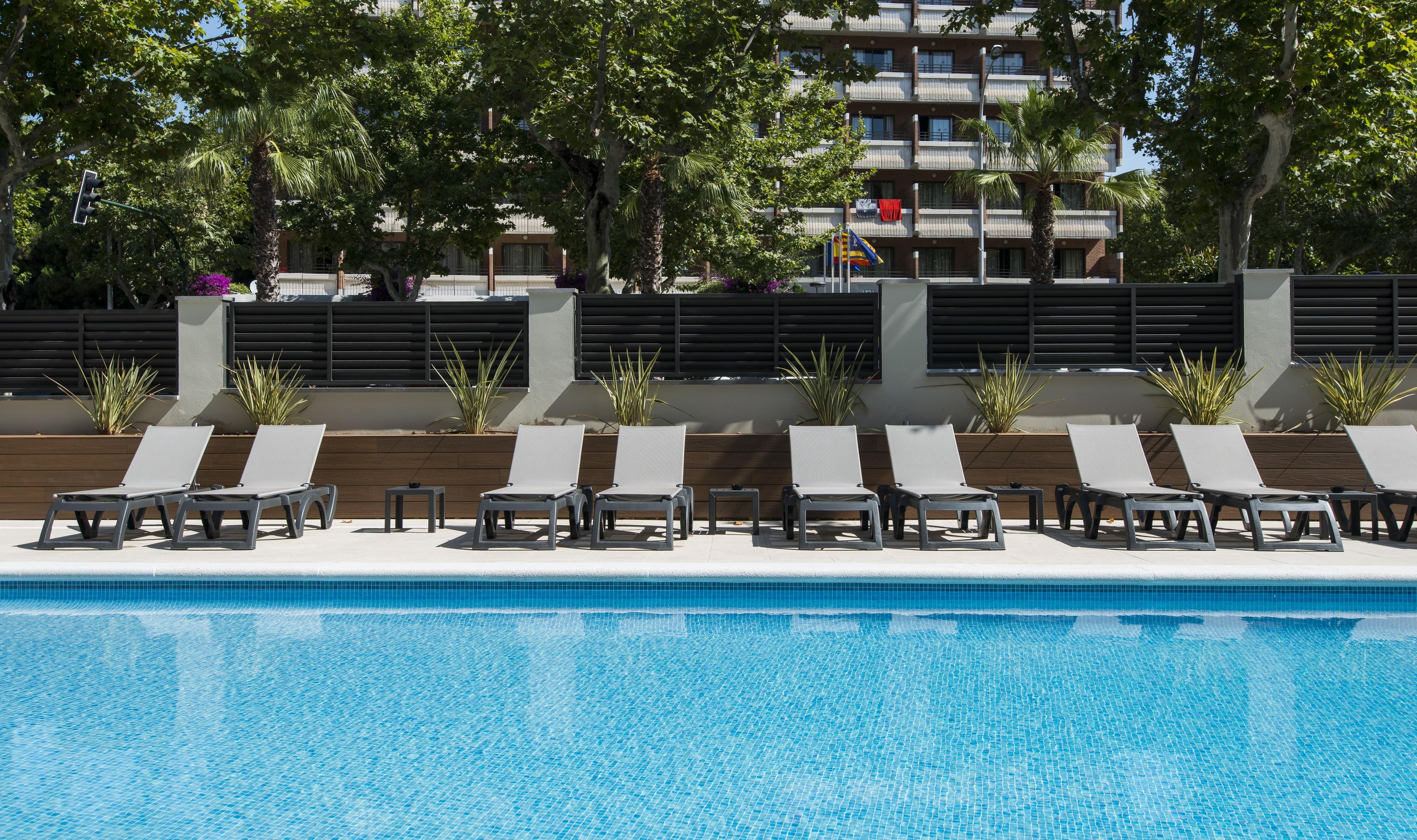 סאלו California Apartments מראה חיצוני תמונה